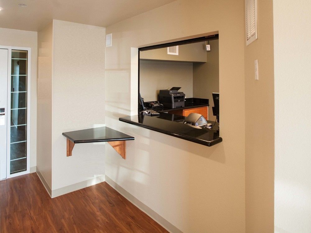Extended Stay America Select Suites - Cleveland - Airport Fairview Park Exterior foto